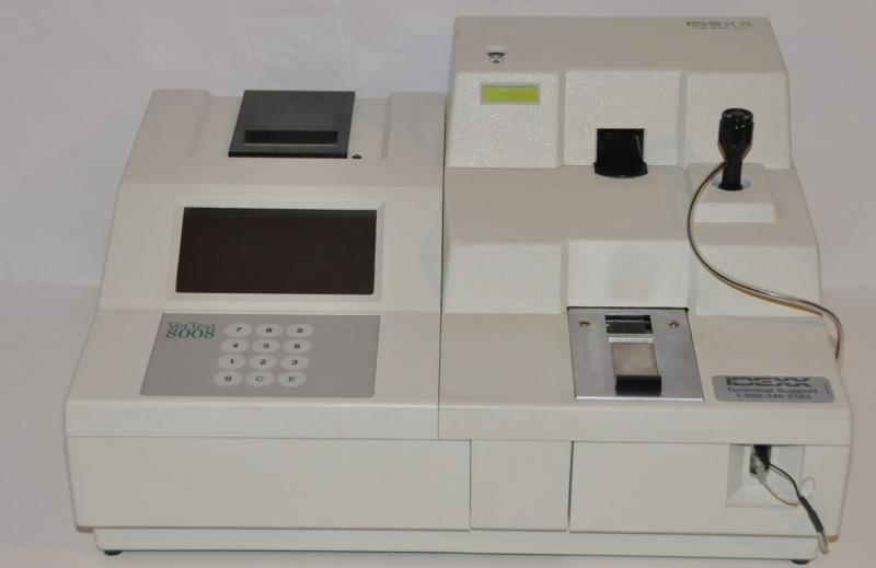 Idexx Vettest Chemistry with snap reader II