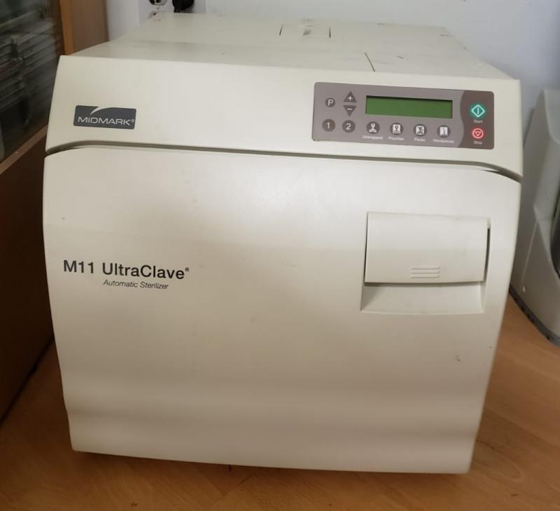 Midmark M11 Autoclave